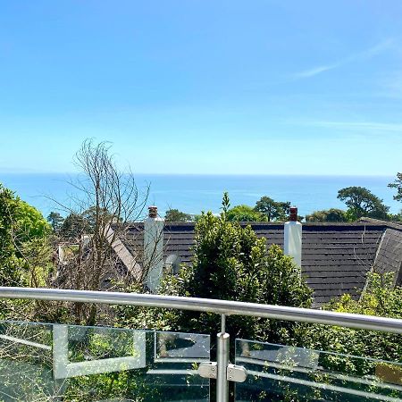 One Of The Best Properties In Lyme! Breathtaking Views Across The Whole Bay. 3 Stories With 2 Tier Veranda Around The Property. Sleeps 6 Lyme Regis Exterior foto