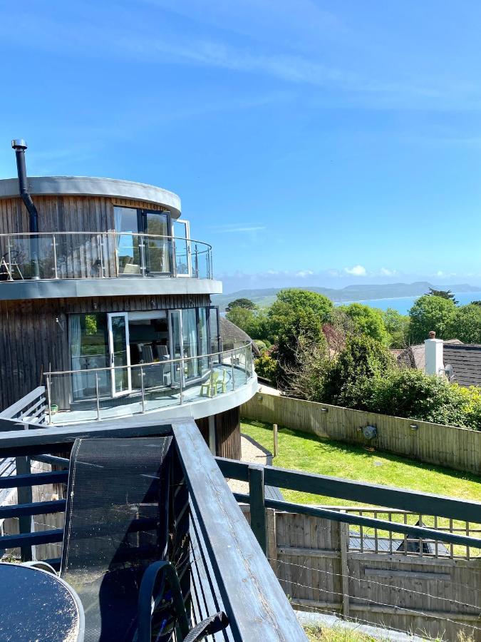 One Of The Best Properties In Lyme! Breathtaking Views Across The Whole Bay. 3 Stories With 2 Tier Veranda Around The Property. Sleeps 6 Lyme Regis Exterior foto